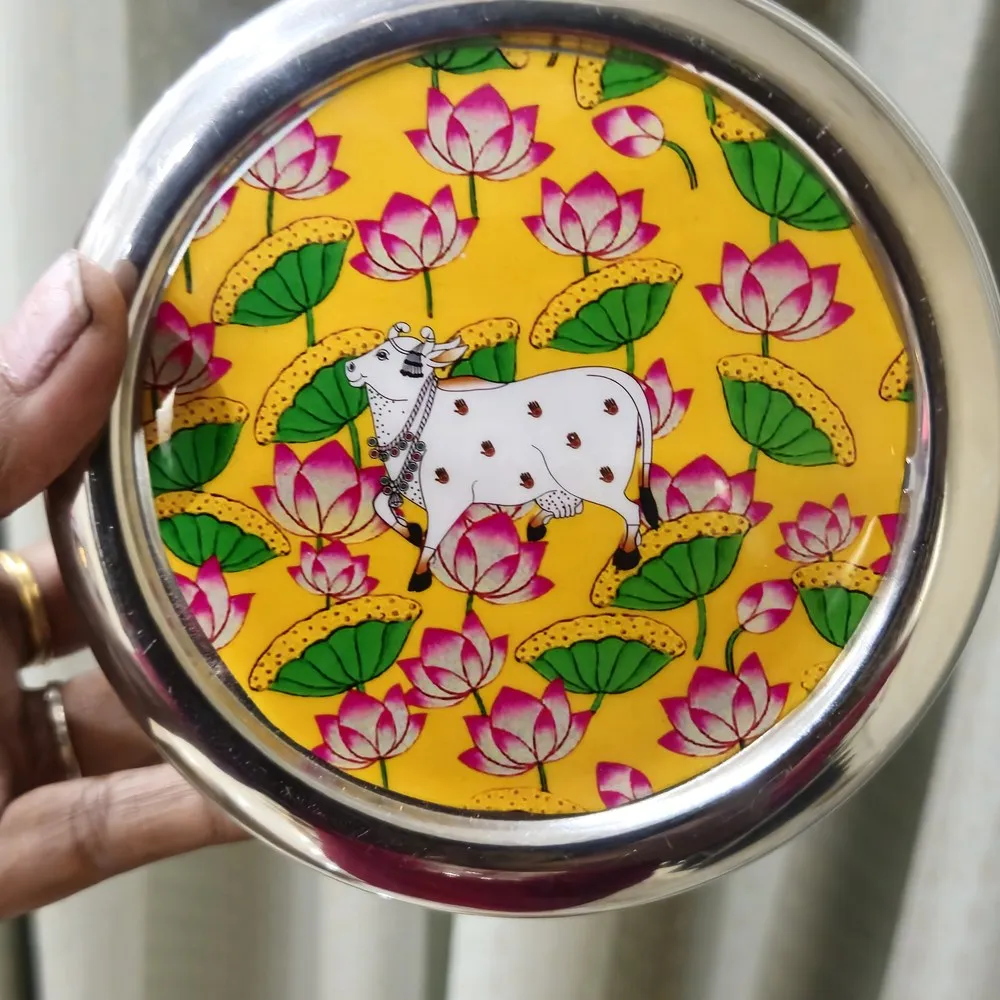 Decorative handcrafted stainless steel gift box for wedding return gifts in Chennai